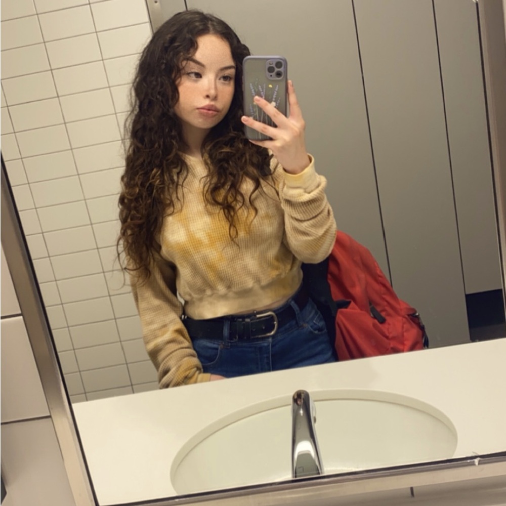 Meet your Posher, Ariana